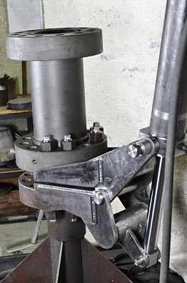 Натаскиватель шарнирный для наведения запорной компоновки на фланец крестовины 180х32 (156х32)НШГ-180х32 (156х32) (060.00.000)