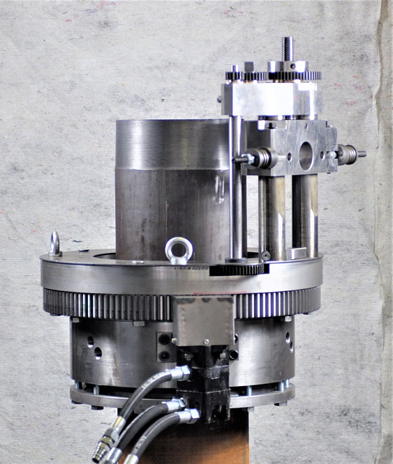 Устройство для нарезания резьбы УНР-19МС (118.00.000)