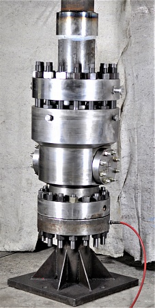 Головка самоуплотняющаяся клиновая ГСК 