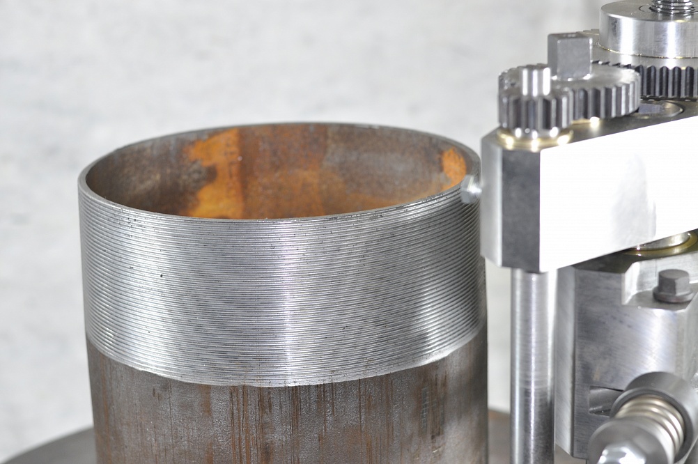 Устройство для нарезания резьбы УНР-19МС (118.00.000)