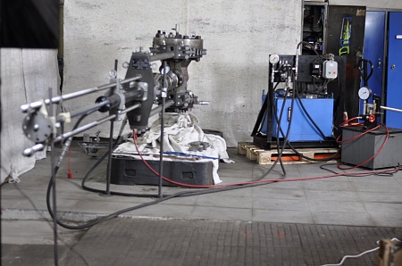 Установка для смены боковых задвижек под давлением  УСЗД-Г-50/65х21 (120.00.000)